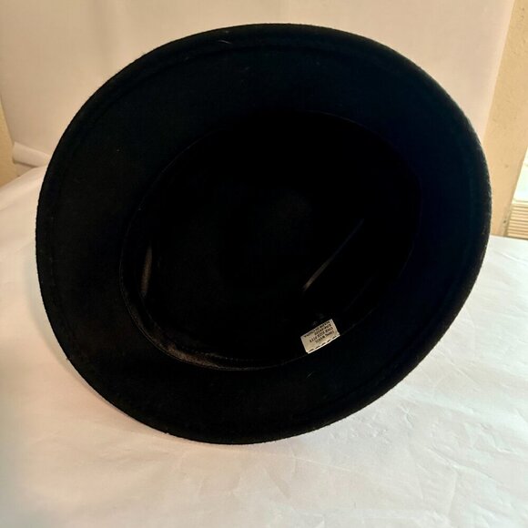 Elegant Wool Felt Cloche Bucket Hat Embellished With Satin Flowers Special Event - Picture 10 of 16